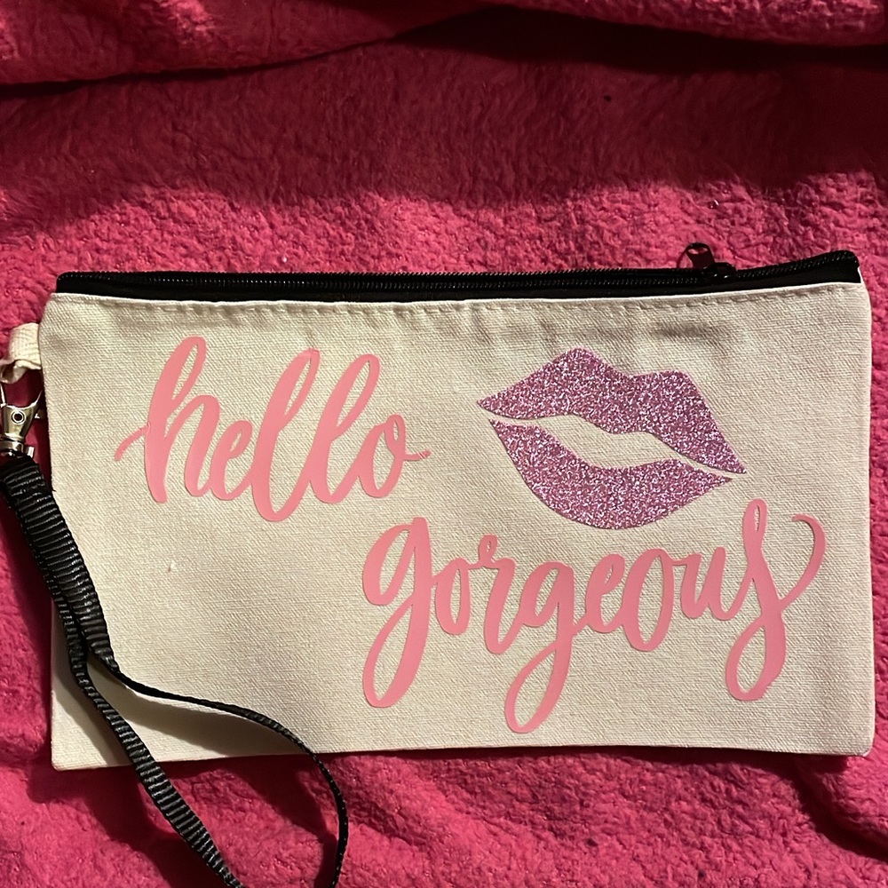 Custom make up bags